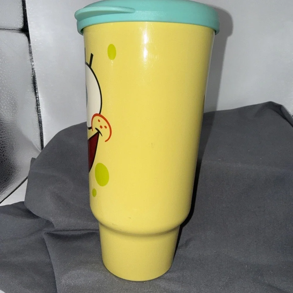 SpongeBob 2003 Tupperware 32oz On-The-Go Tumbler 4628A-2